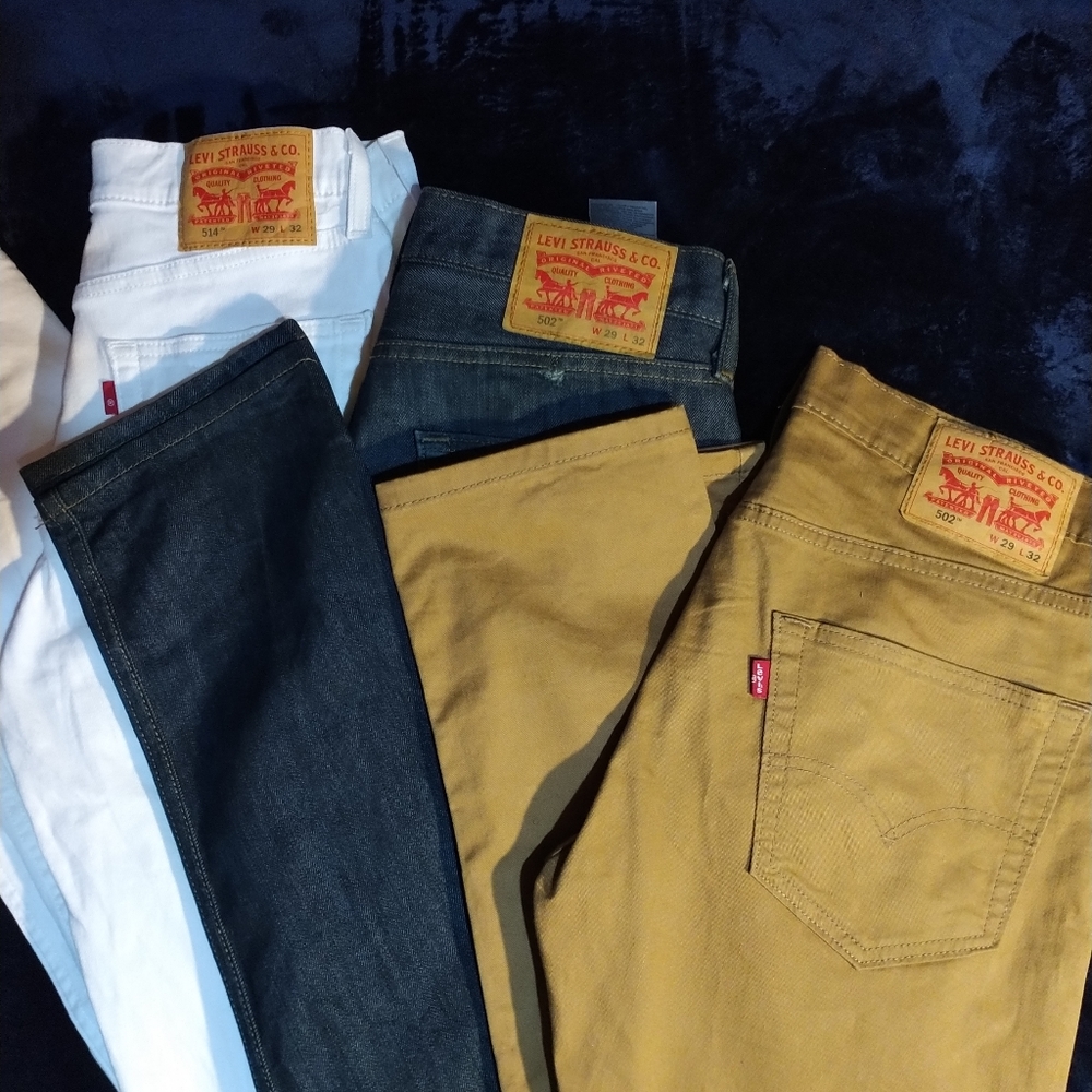 Levi jeans